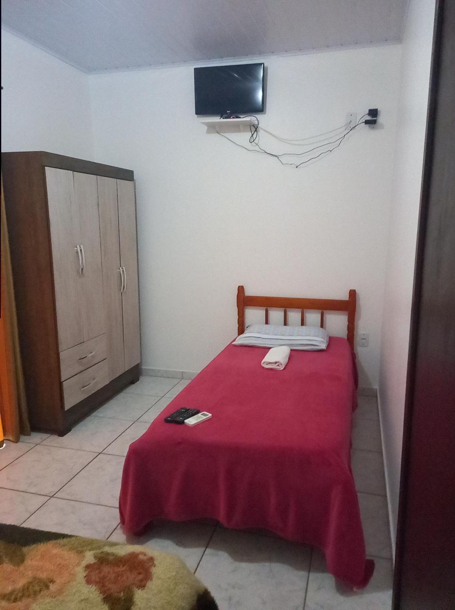 Quitinete Vo Ana Hotell Penha  Rom bilde